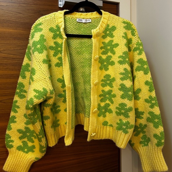 Yellow & Green Flower Cardigan - Picture 1 of 3